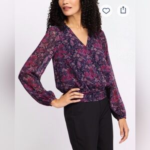 NWT- Nine Britton Floral V-Neck Blouse - Purple and Pink. Size Small